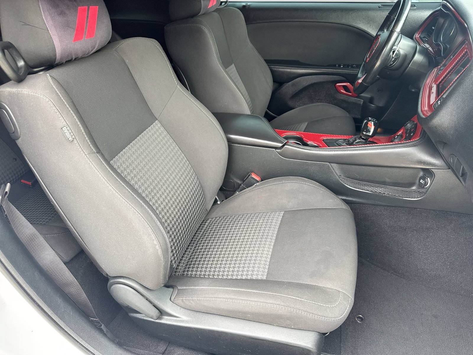 Used 2019 Dodge Challenger R/T w/ Driver Convenience Group RWD image 24