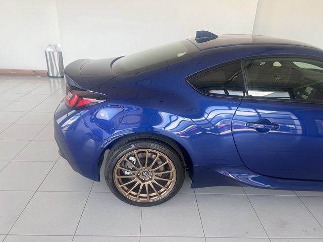New 2025 Toyota GR86 RWD image 9