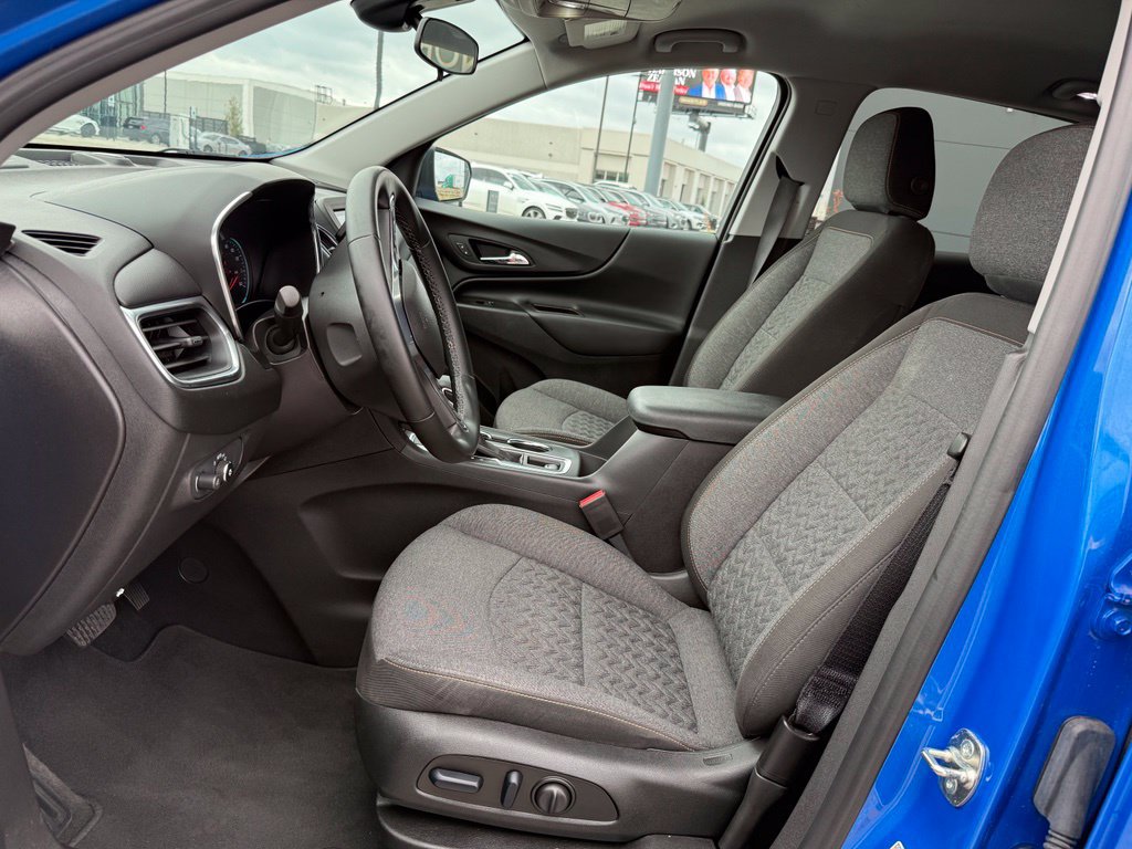 Used 2024 Chevrolet Equinox LT AWD/4WD image 11
