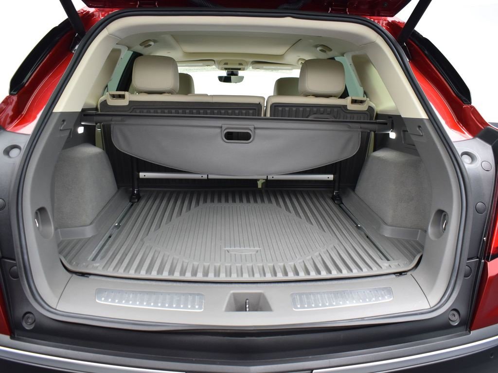 Certified 2022 Cadillac XT5 Premium Luxury w/ Technology Package image 28