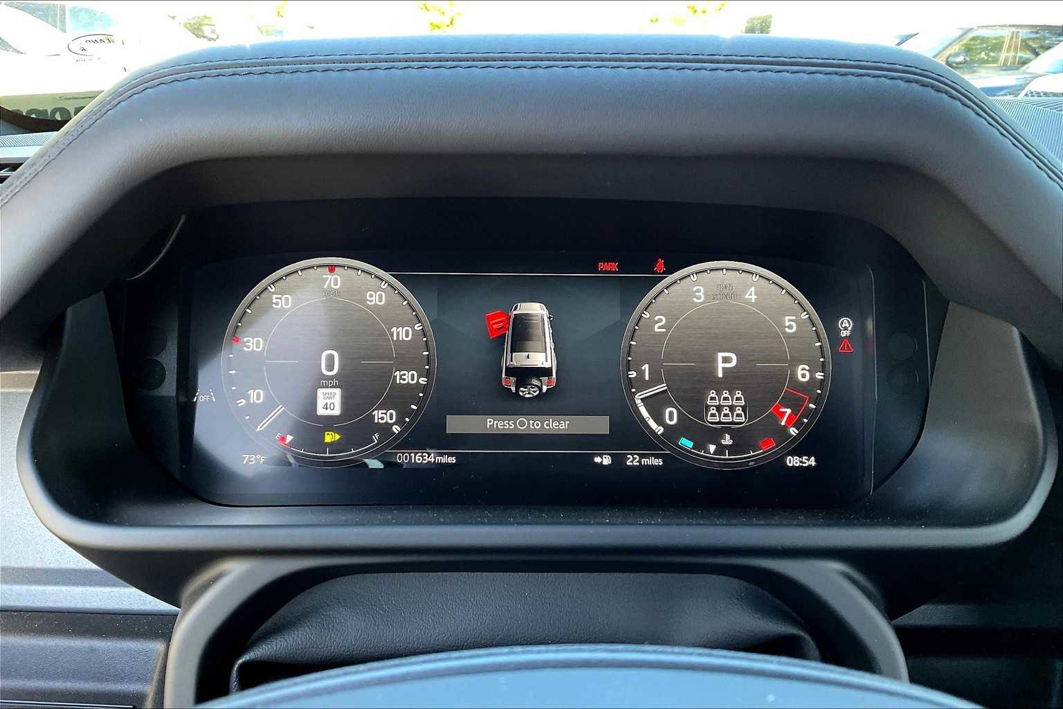 Used 2025 Land Rover Defender 130 S image 22