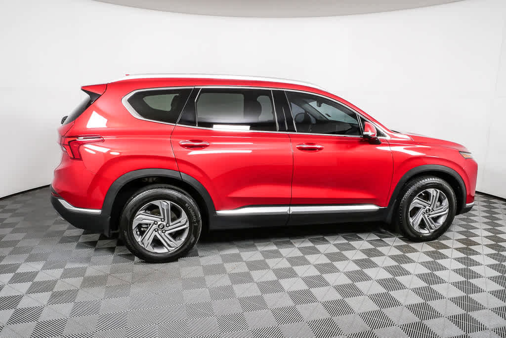 Certified 2023 Hyundai Santa Fe SEL w/ Premium Package image 2