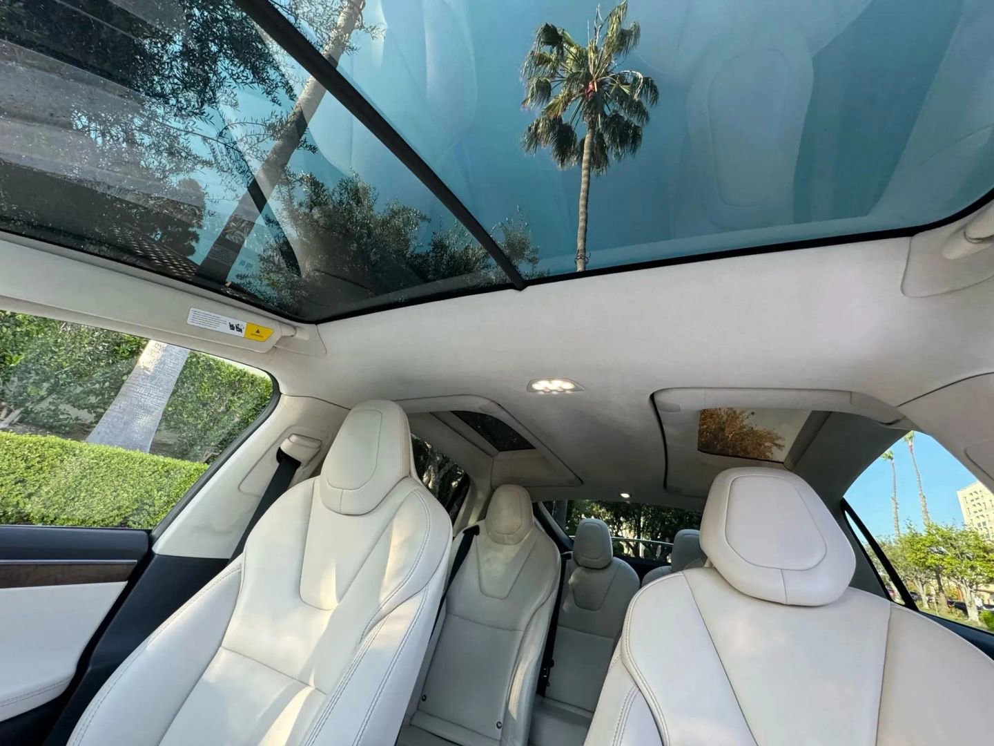 Used 2017 Tesla Model X 75D image 12