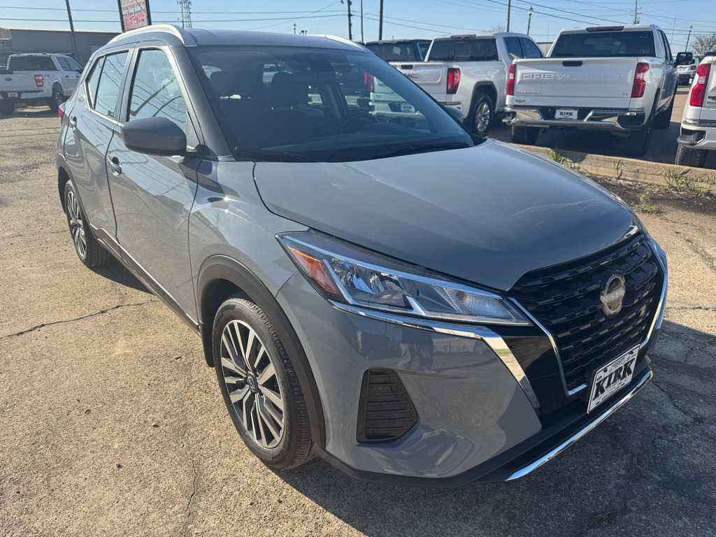 Used 2024 Nissan Kicks SV image 7