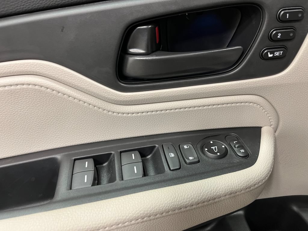 New 2027 Honda Odyssey EX-L image 14