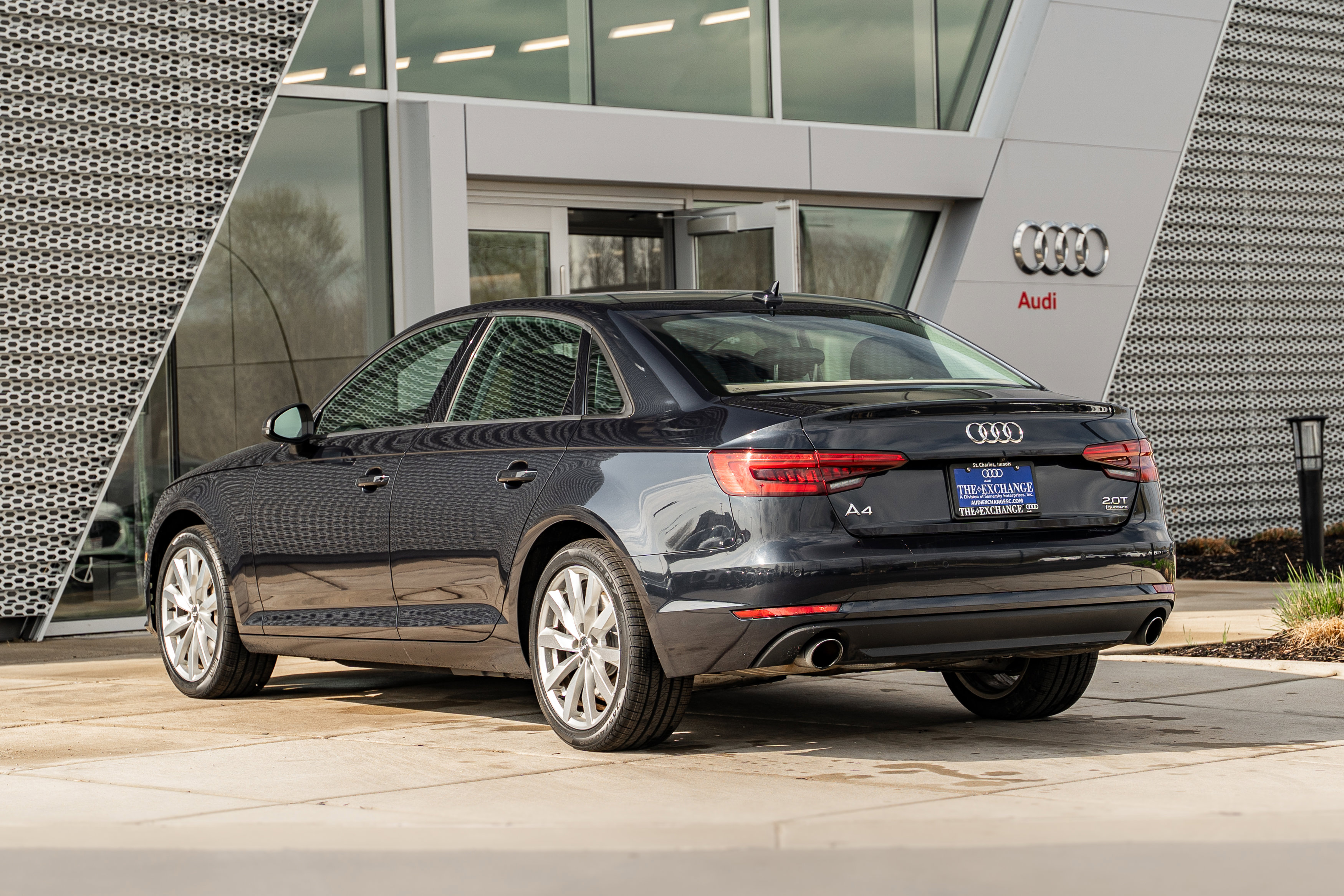 Used 2017 Audi A4 2.0T Premium w/ Convenience Package image 5