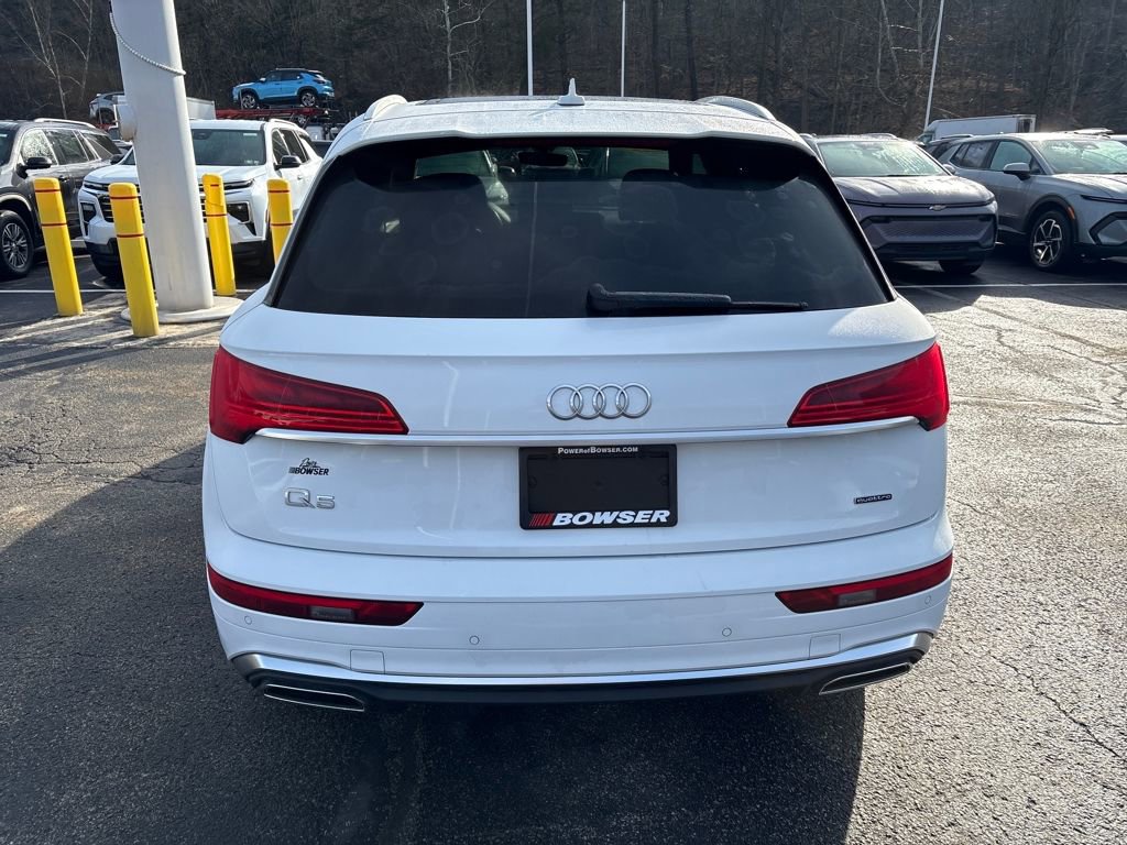 Used 2021 Audi Q5 e Premium Plus w/ Premium Plus Package image 4
