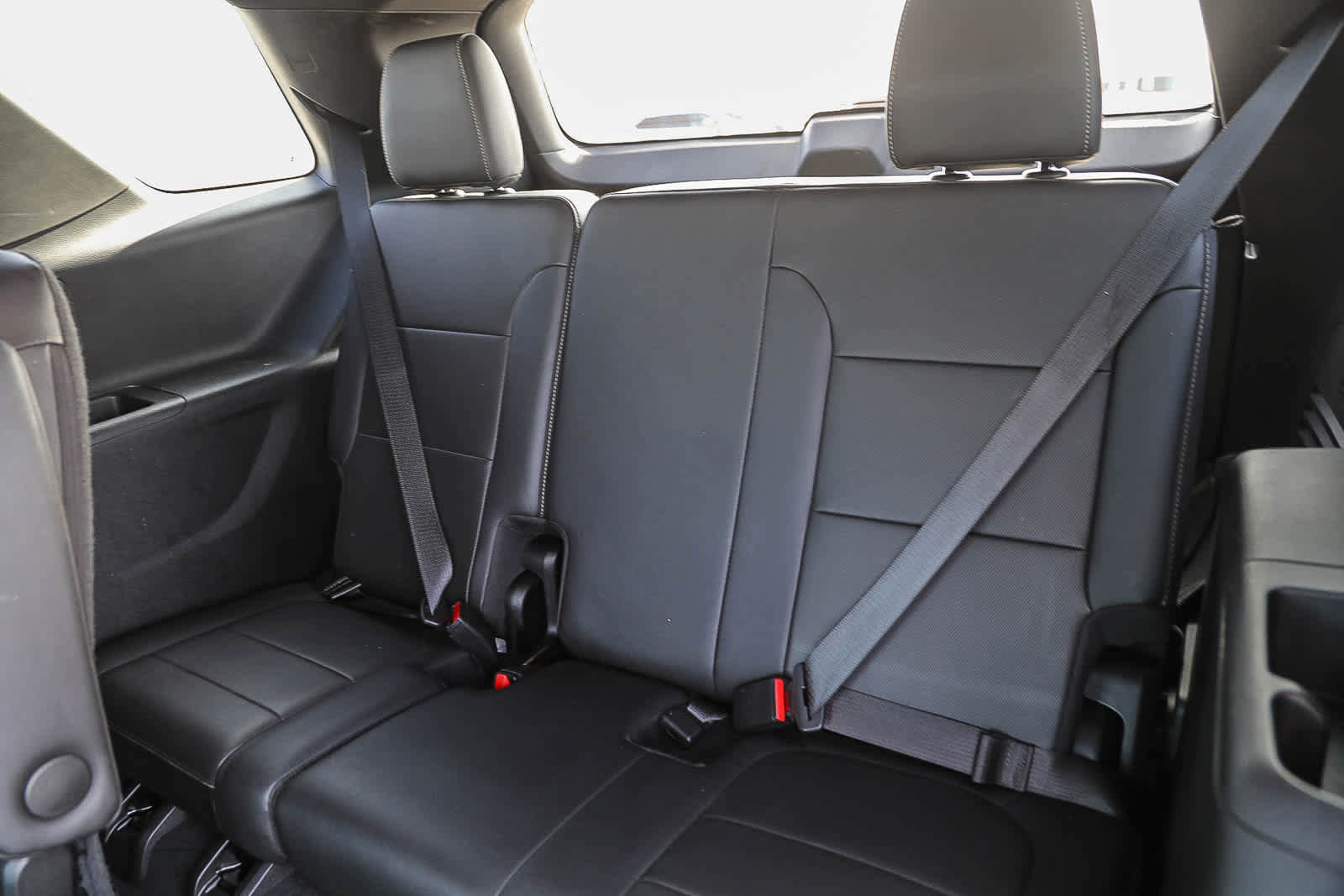 Used 2023 Chevrolet Traverse Premier w/ Redline Edition image 19