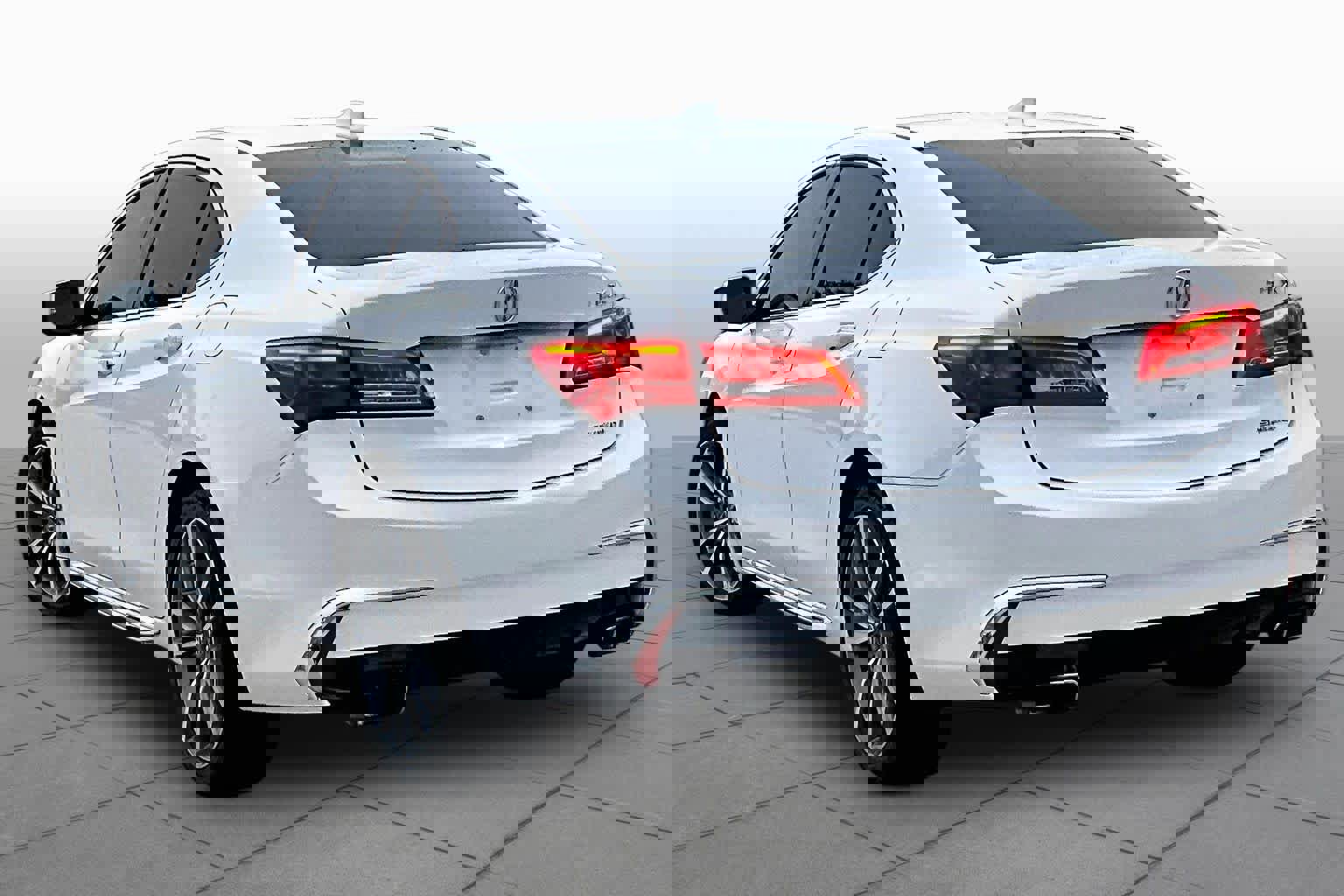 Used 2020 Acura TLX V6 SH-AWD w/ Technology Pkg image 11