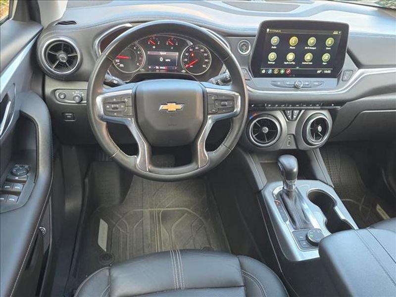 Certified 2023 Chevrolet Blazer LT w/ LPO, Black Grille Bar Package image 6