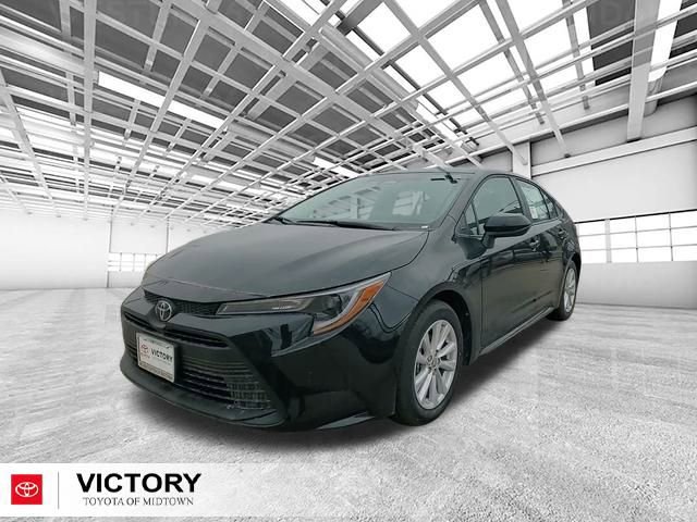 Used 2026 Toyota Corolla LE w/ LE Premium Package image 9