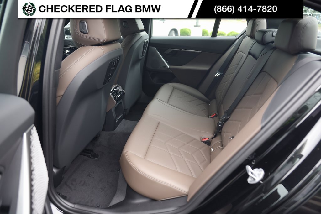 Certified 2024 BMW 530i xDrive w/ Premium Package image 28