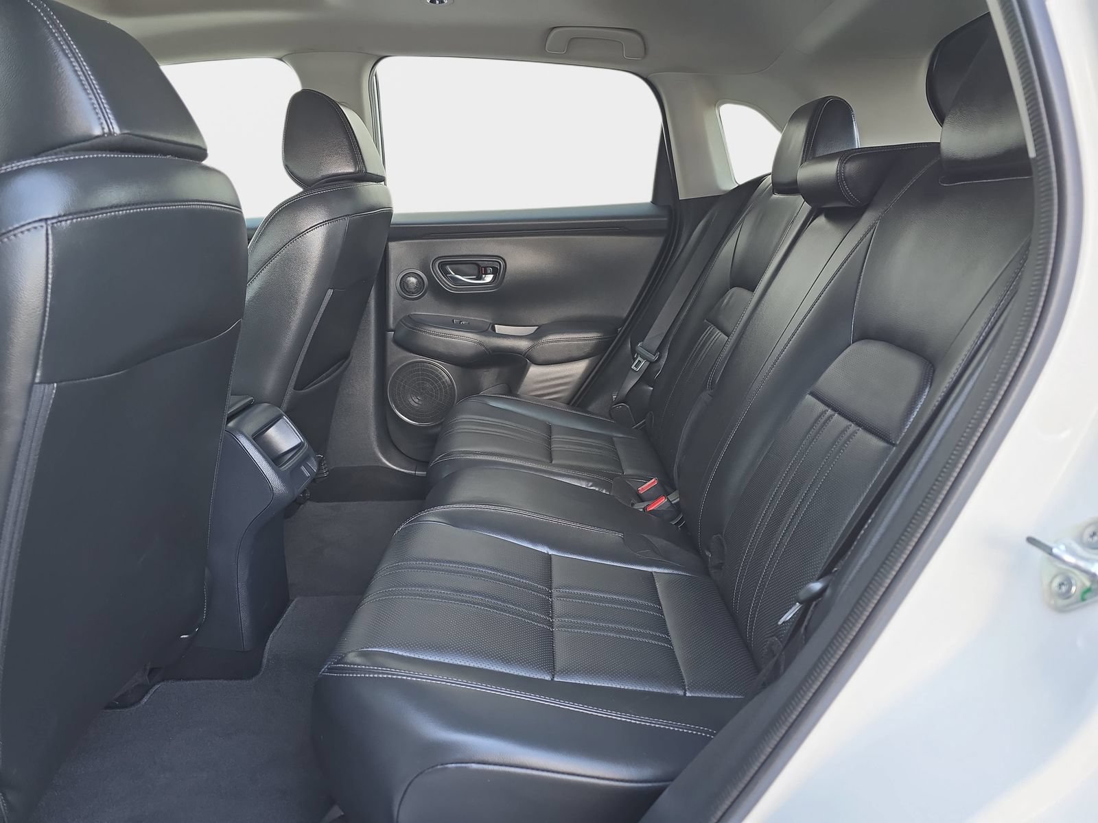 Used 2024 Honda HR-V EX-L image 13