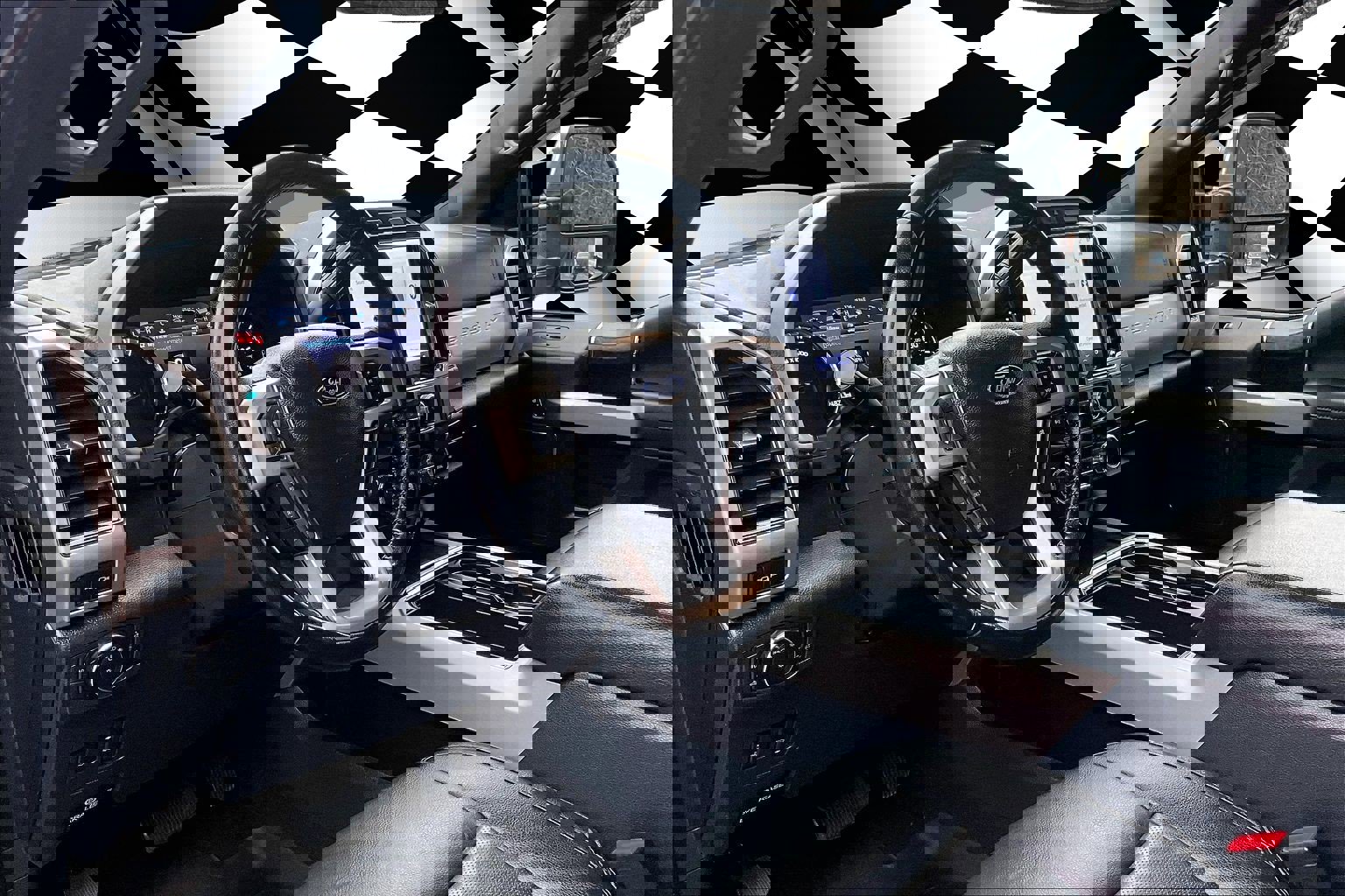 Used 2022 Ford F350 Lariat w/ Lariat Ultimate Package AWD/4WD image 13