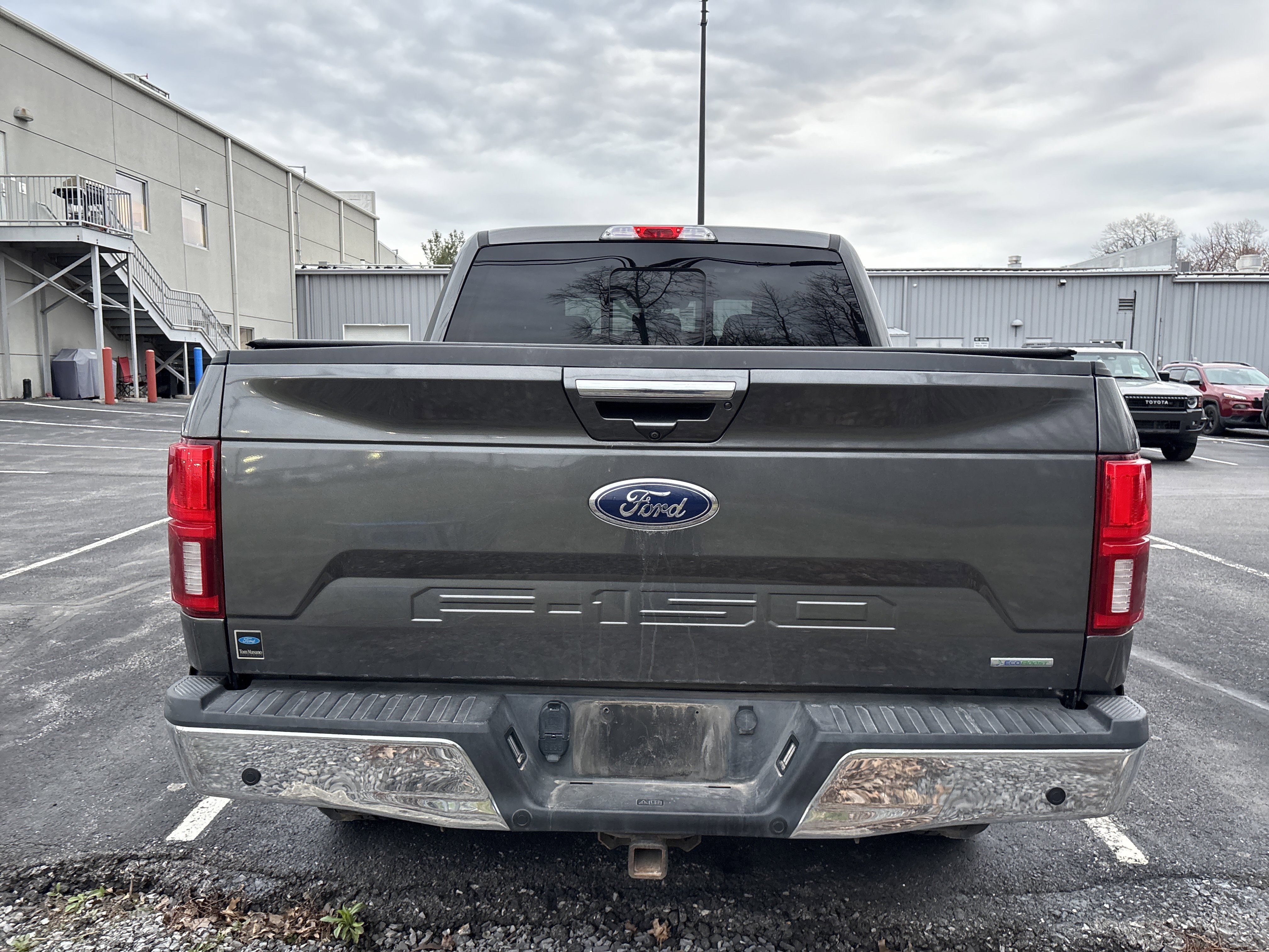 Used 2019 Ford F150 Lariat image 4