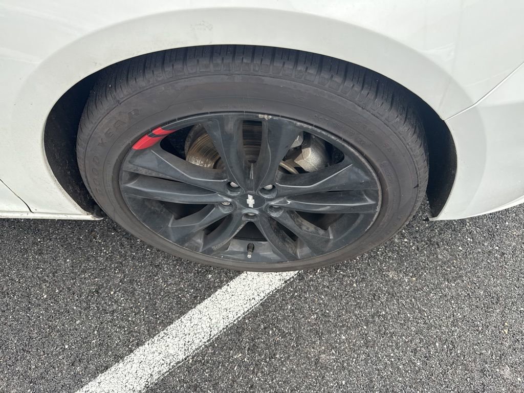 Used 2018 Chevrolet Malibu LT w/ Driver Confidence Package image 10