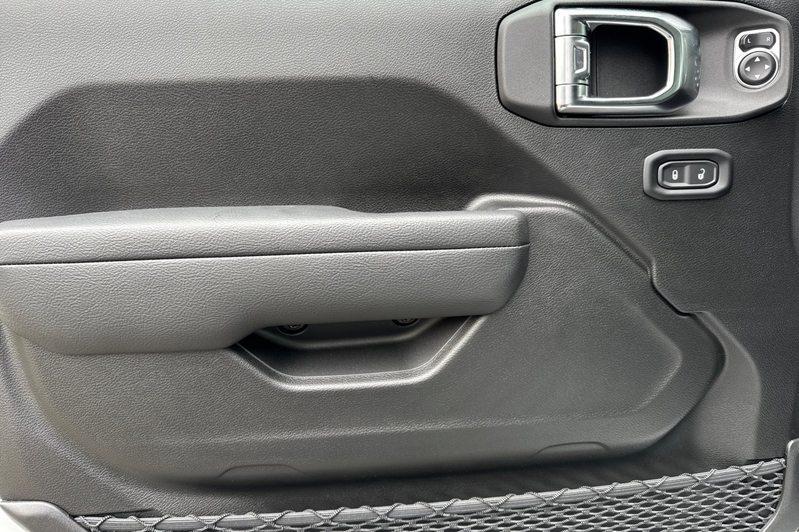 New 2026 Jeep Wrangler Sport AWD/4WD image 10