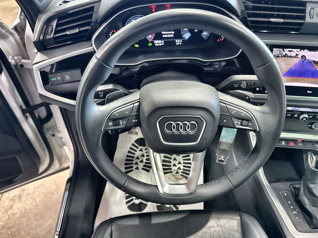 Used 2025 Audi Q3 2.0T Premium AWD/4WD image 17