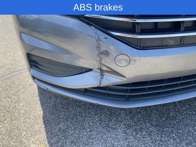 Used 2020 Volkswagen Jetta S image 4