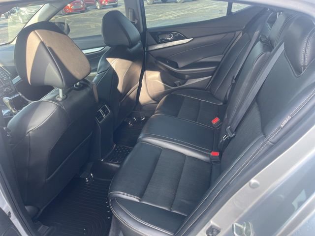 Used 2021 Nissan Maxima 3.5 SV w/ Floor Mat Group image 13