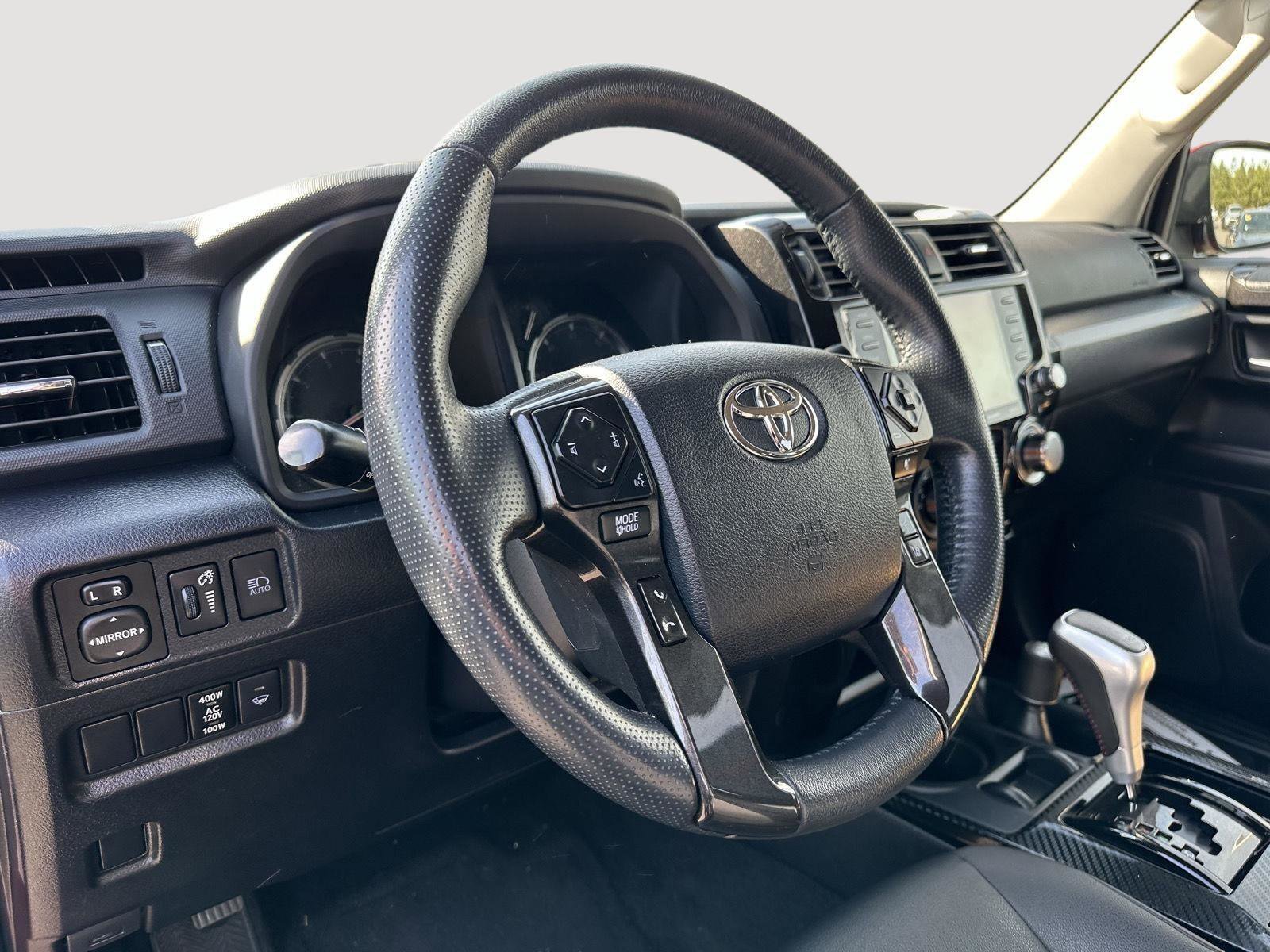 Used 2024 Toyota 4Runner TRD Off-Road Premium image 10