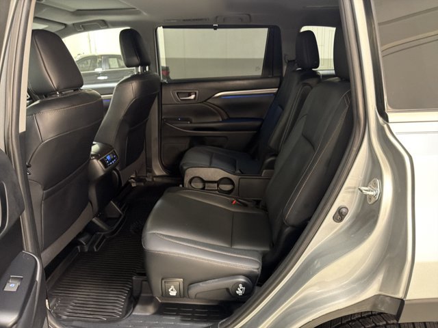 Used 2019 Toyota Highlander Limited w/ Protection Package #3 AWD/4WD image 22