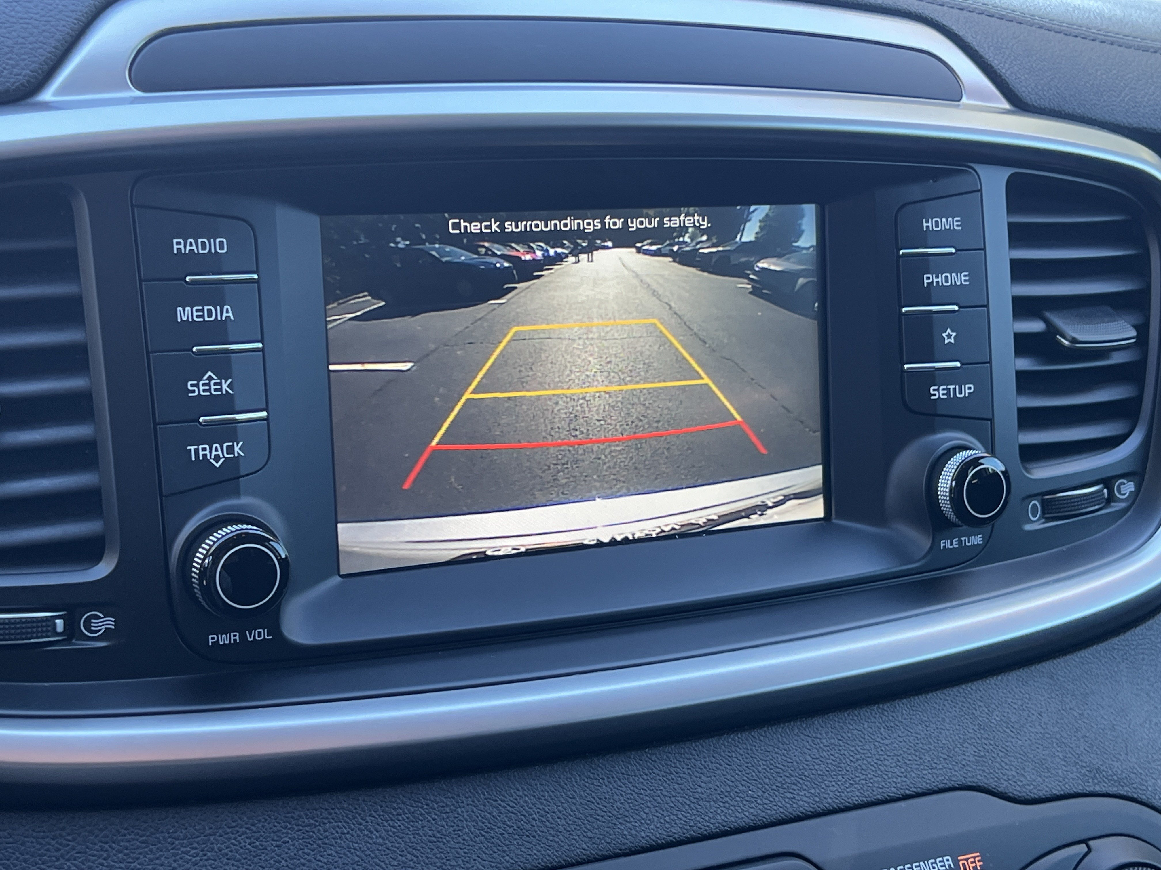 Used 2019 Kia Sorento L FWD image 32