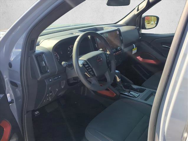 New 2025 Nissan Frontier PRO-4X w/ Interior Protection Package image 9