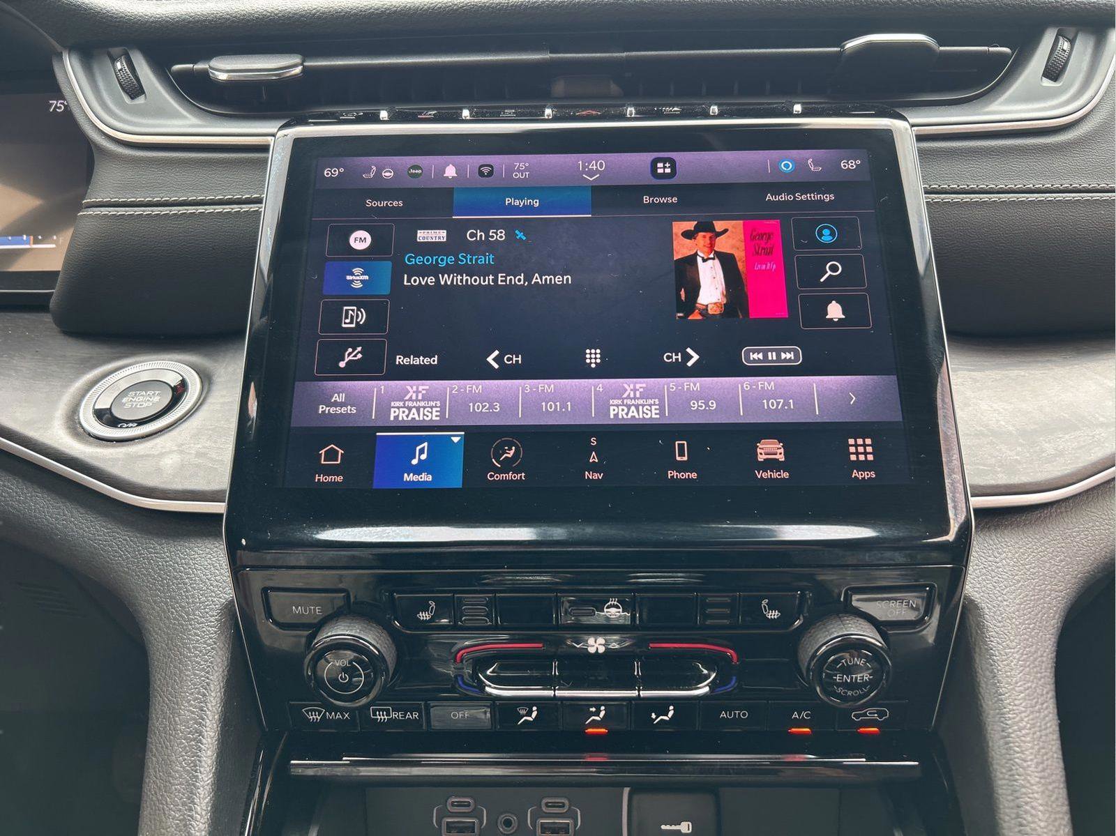 Certified 2023 Jeep Grand Cherokee Limited image 16