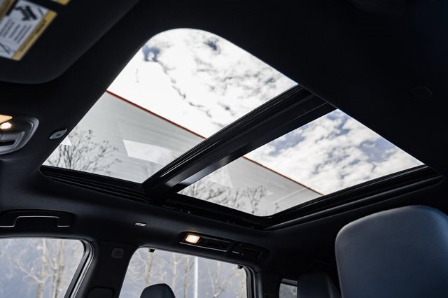 New 2026 INFINITI QX60 Sport w/ Dark Cargo Package image 24