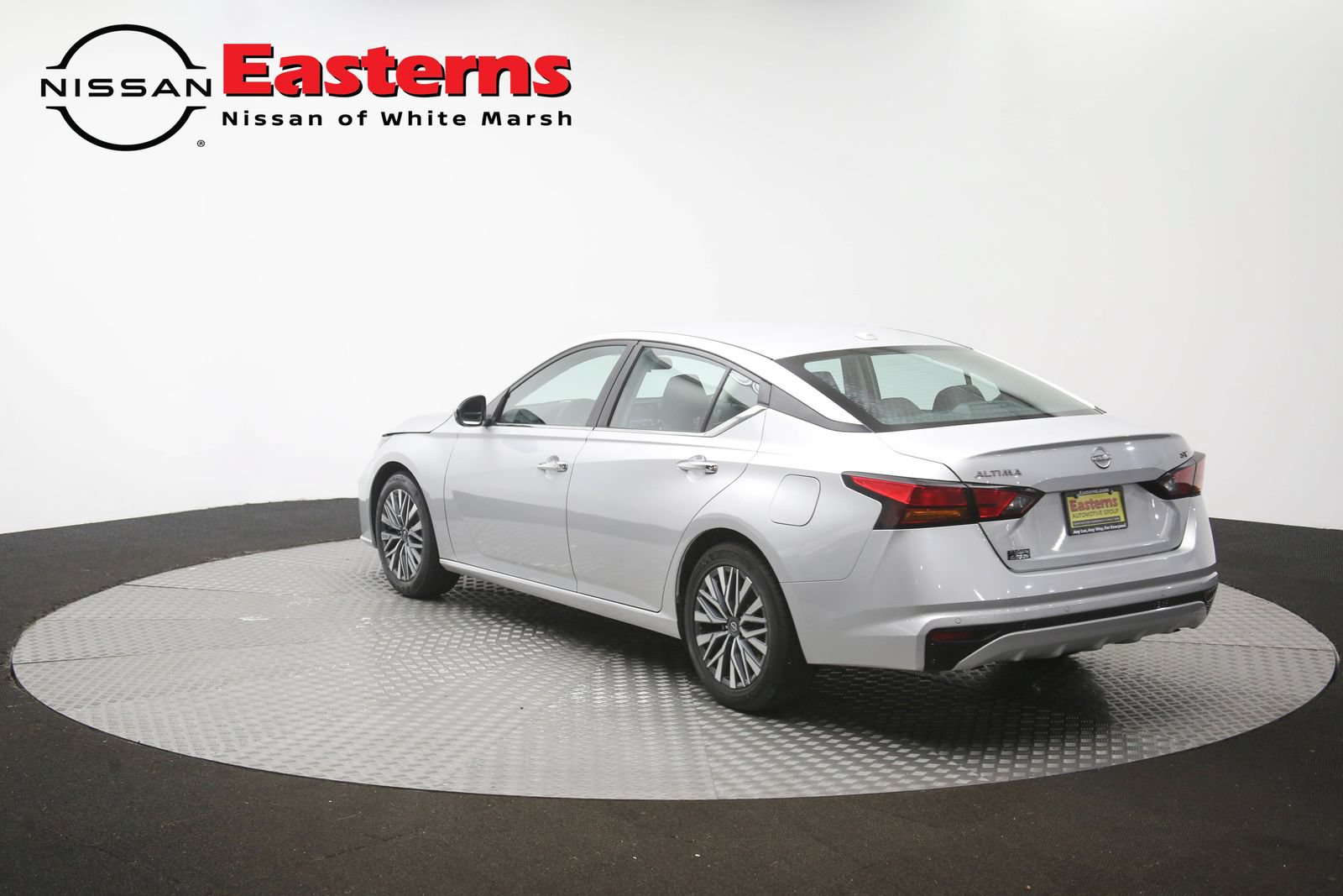Used 2023 Nissan Altima 2.5 SV FWD image 63
