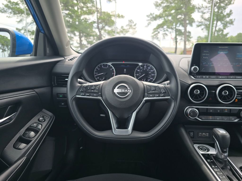 Used 2024 Nissan Sentra SV FWD image 13