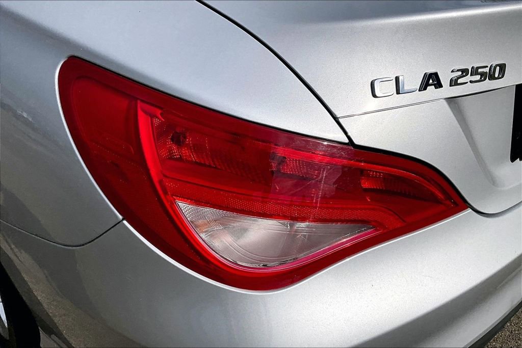 Used 2017 Mercedes-Benz CLA 250 4MATIC image 28