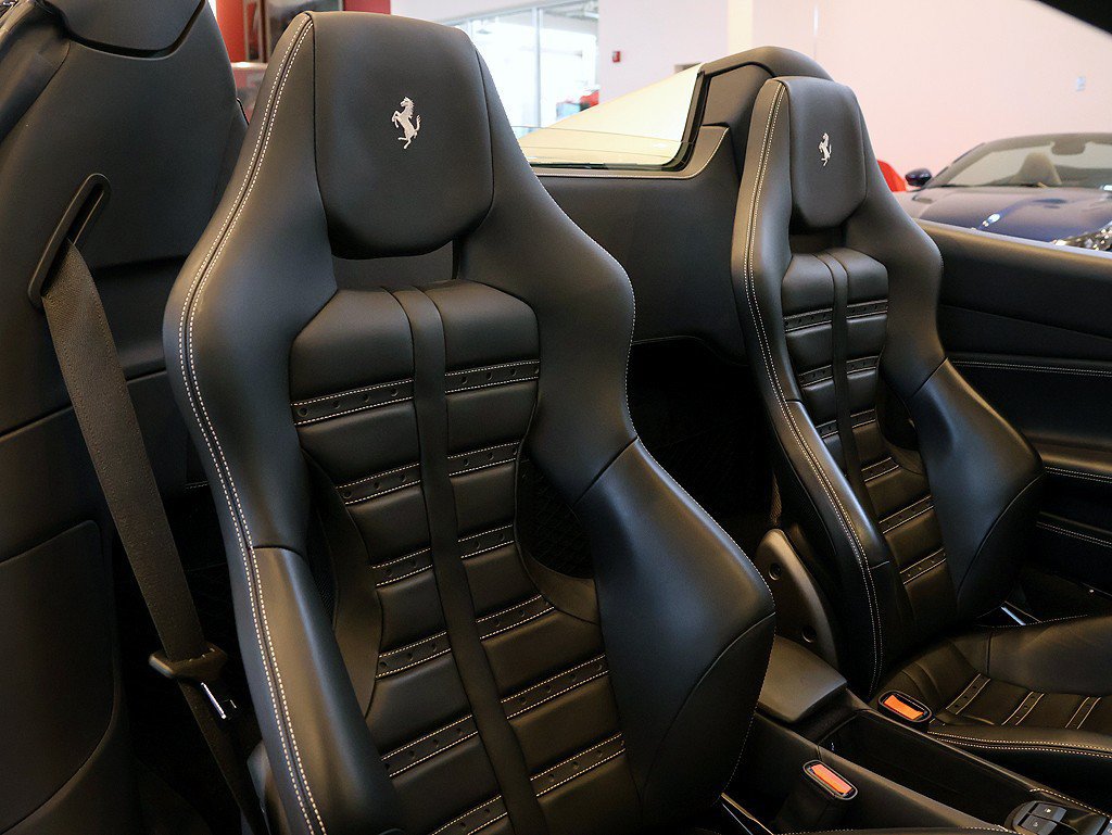 Certified 2018 Ferrari 488 Spider RWD image 47