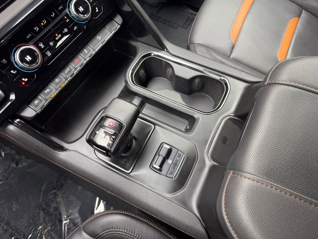 Used 2025 GMC Sierra 1500 AT4 image 71