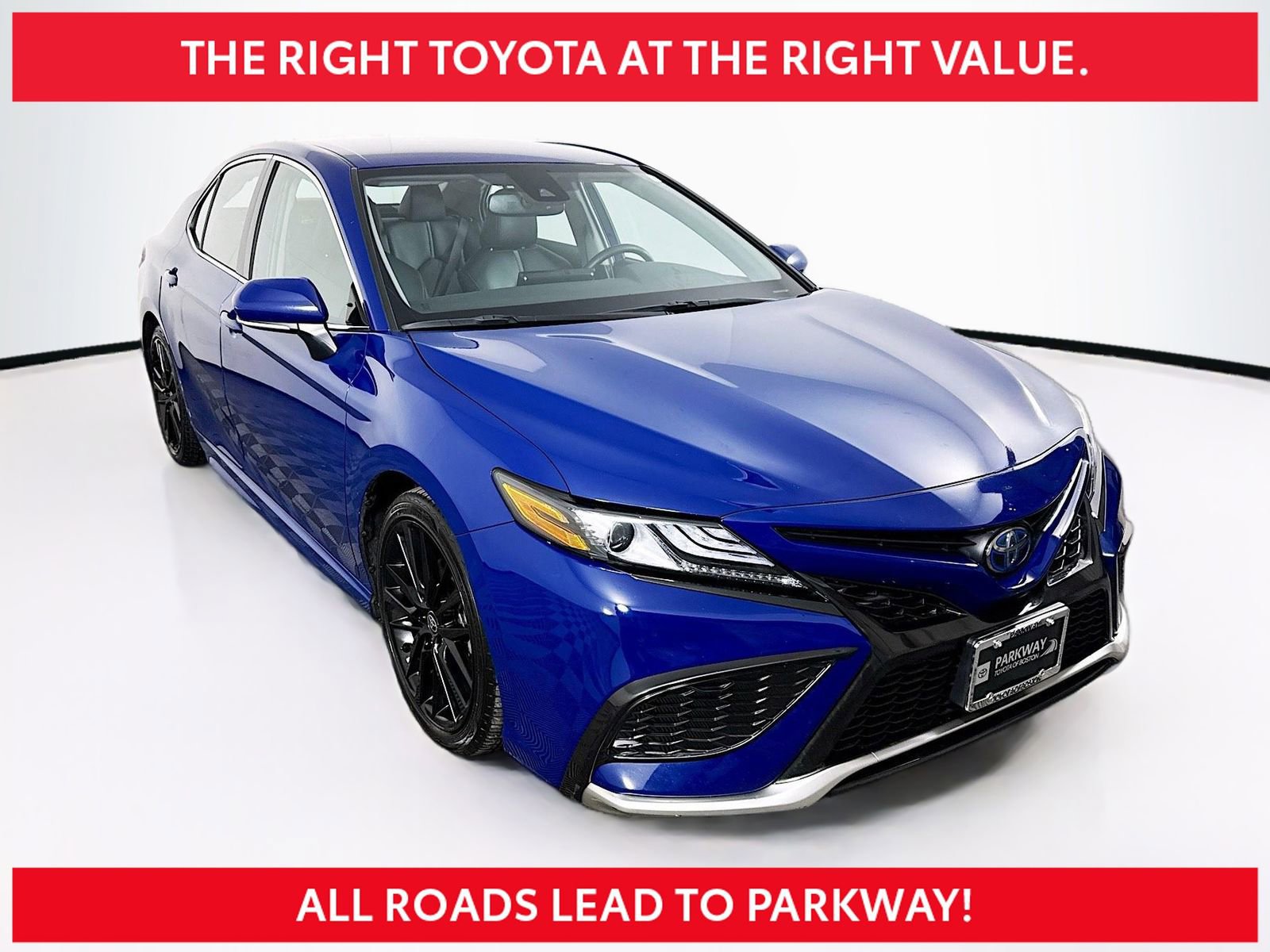 Used 2023 Toyota Camry XSE w/ Cold Weather Package FWD image 1