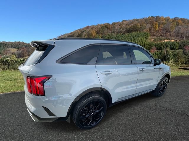 Used 2023 Kia Sorento SX image 7