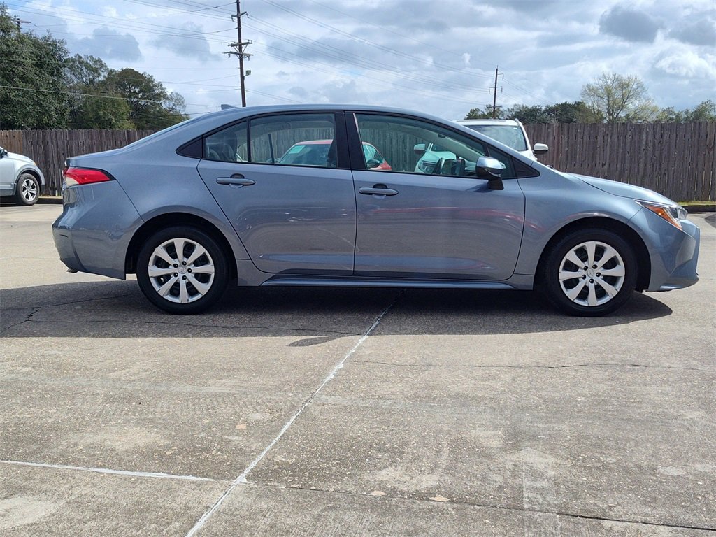 Used 2024 Toyota Corolla LE image 12