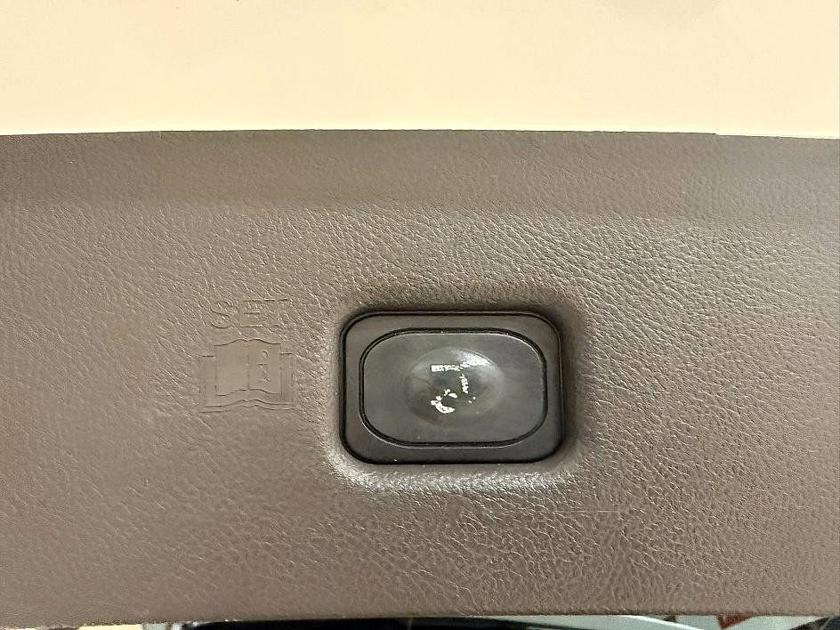 Used 2021 Lincoln Nautilus Reserve image 29