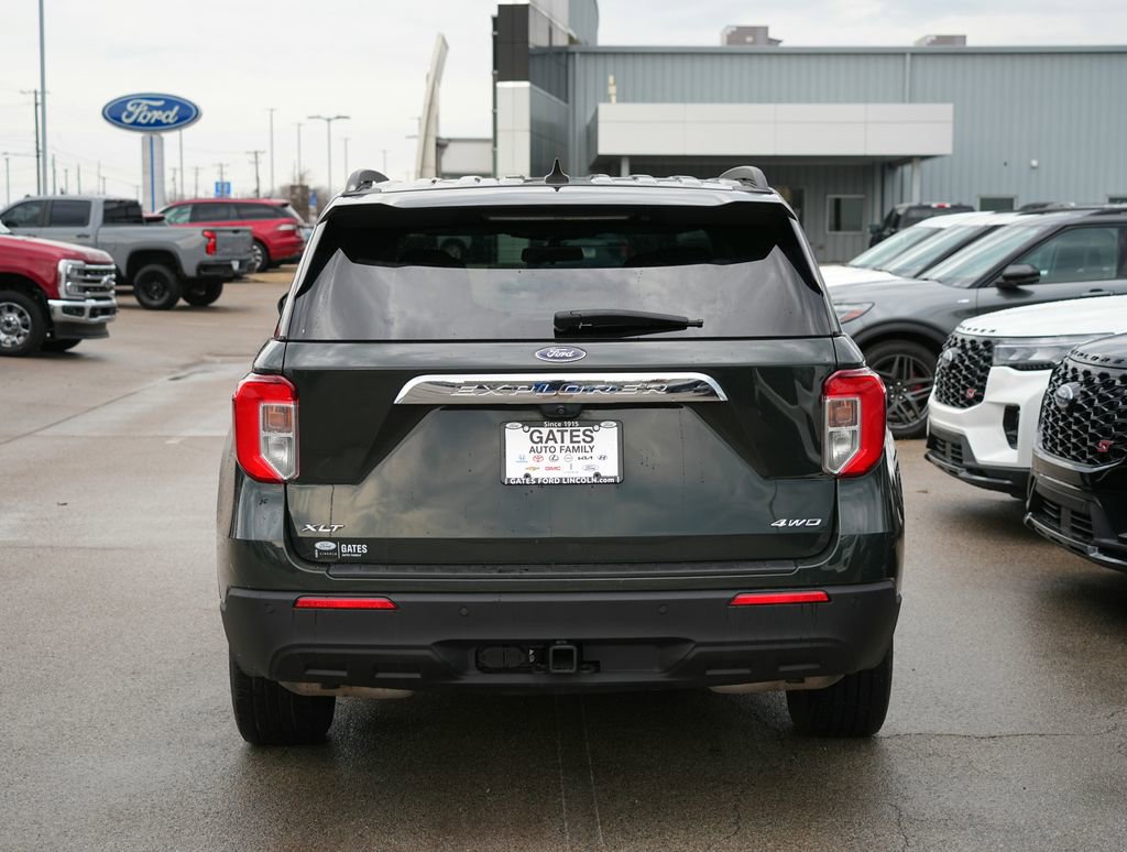 Used 2022 Ford Explorer XLT w/ Class IV Trailer Tow Package image 6