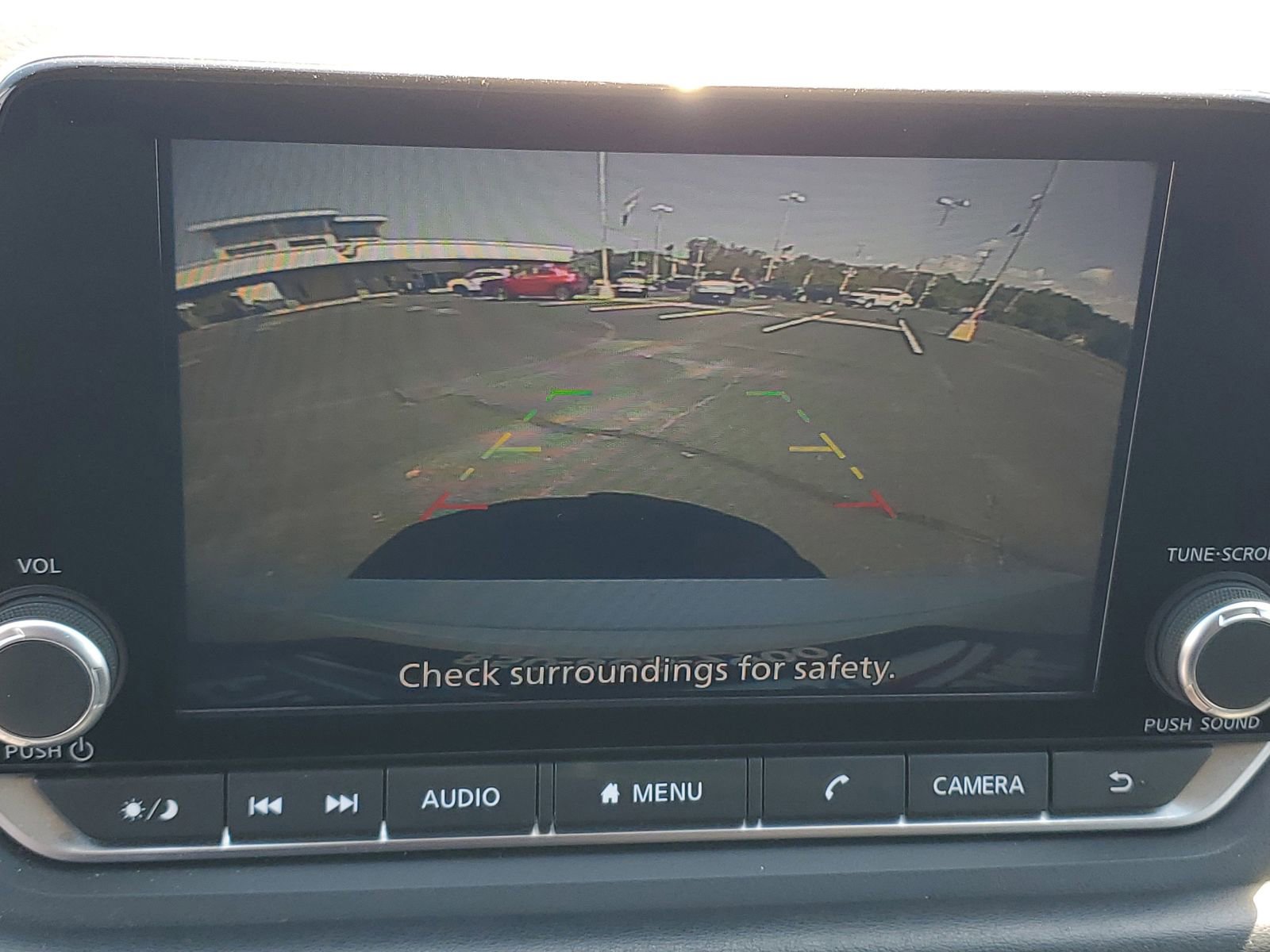 Used 2024 Nissan Rogue SV FWD image 17