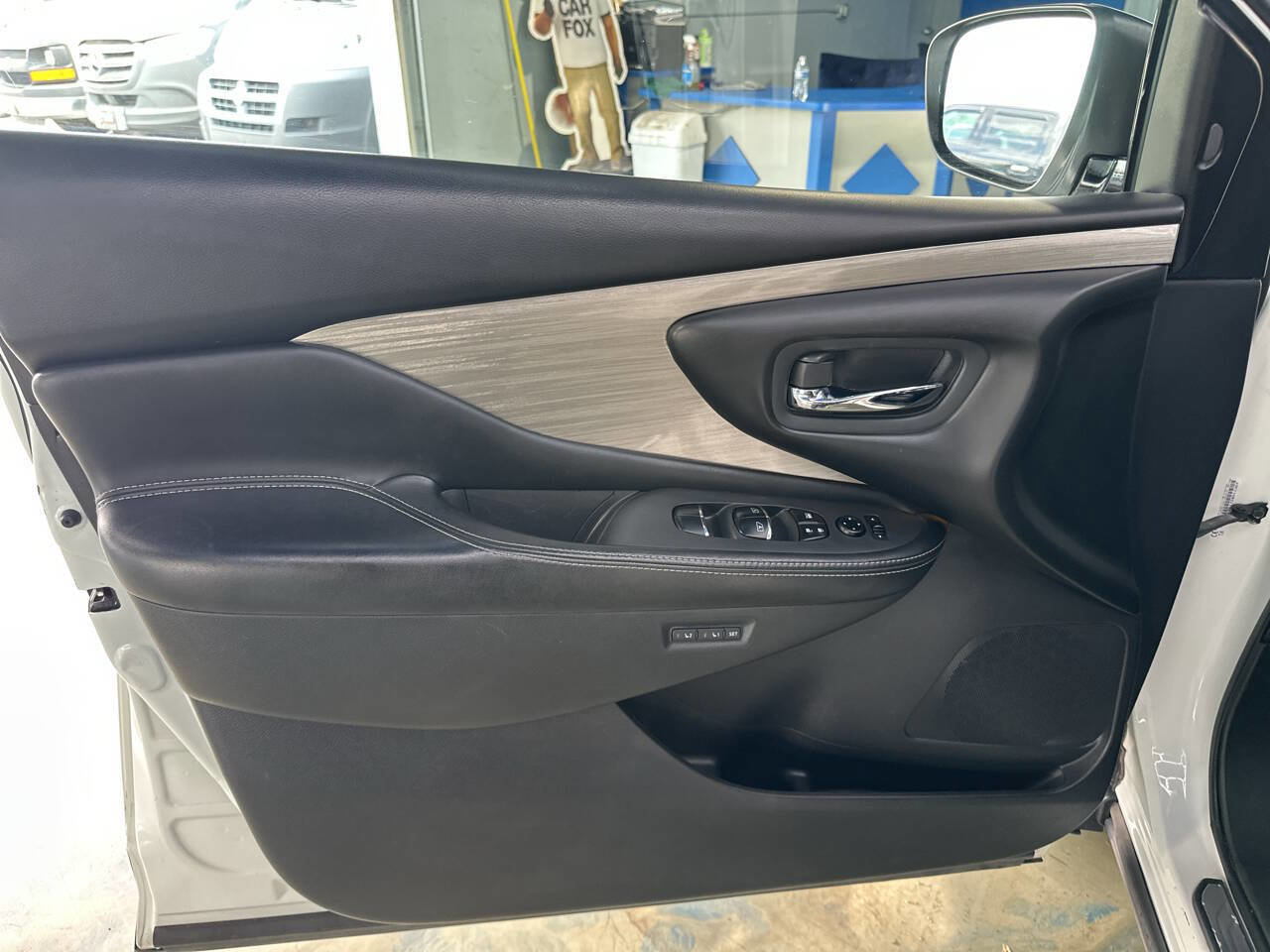 Used 2017 Nissan Murano Platinum image 21