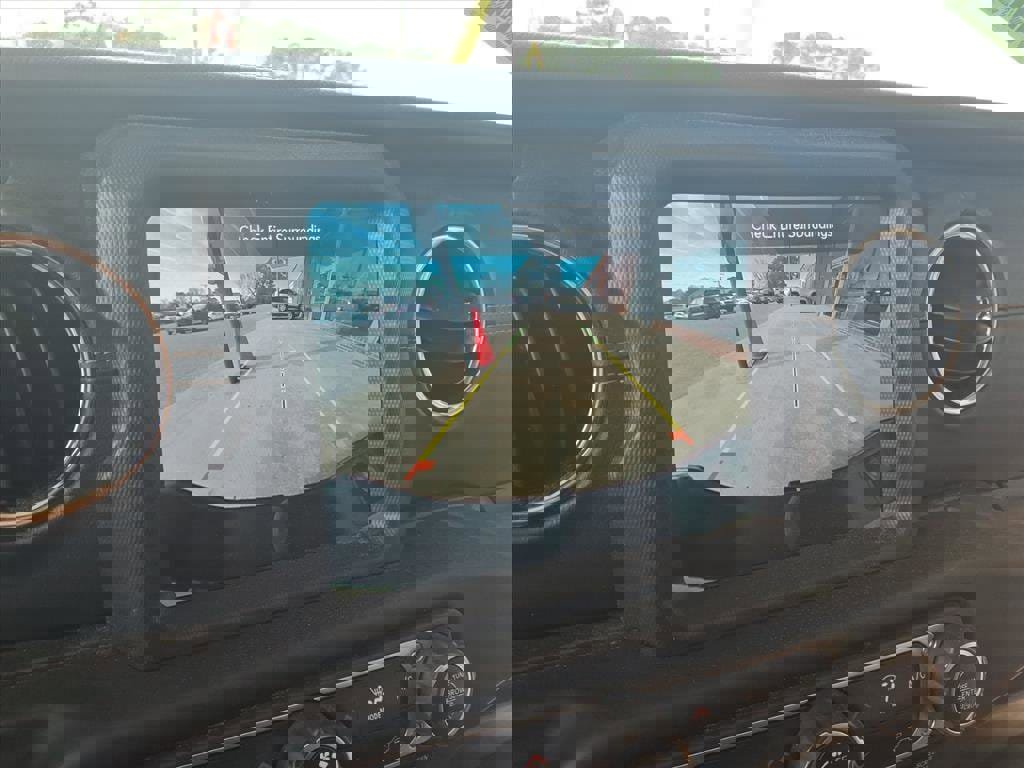 Used 2021 Jeep Gladiator Overland image 20