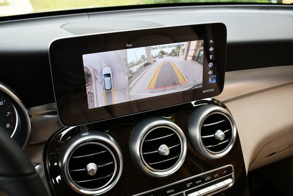 Used 2022 Mercedes-Benz GLC 300 image 51