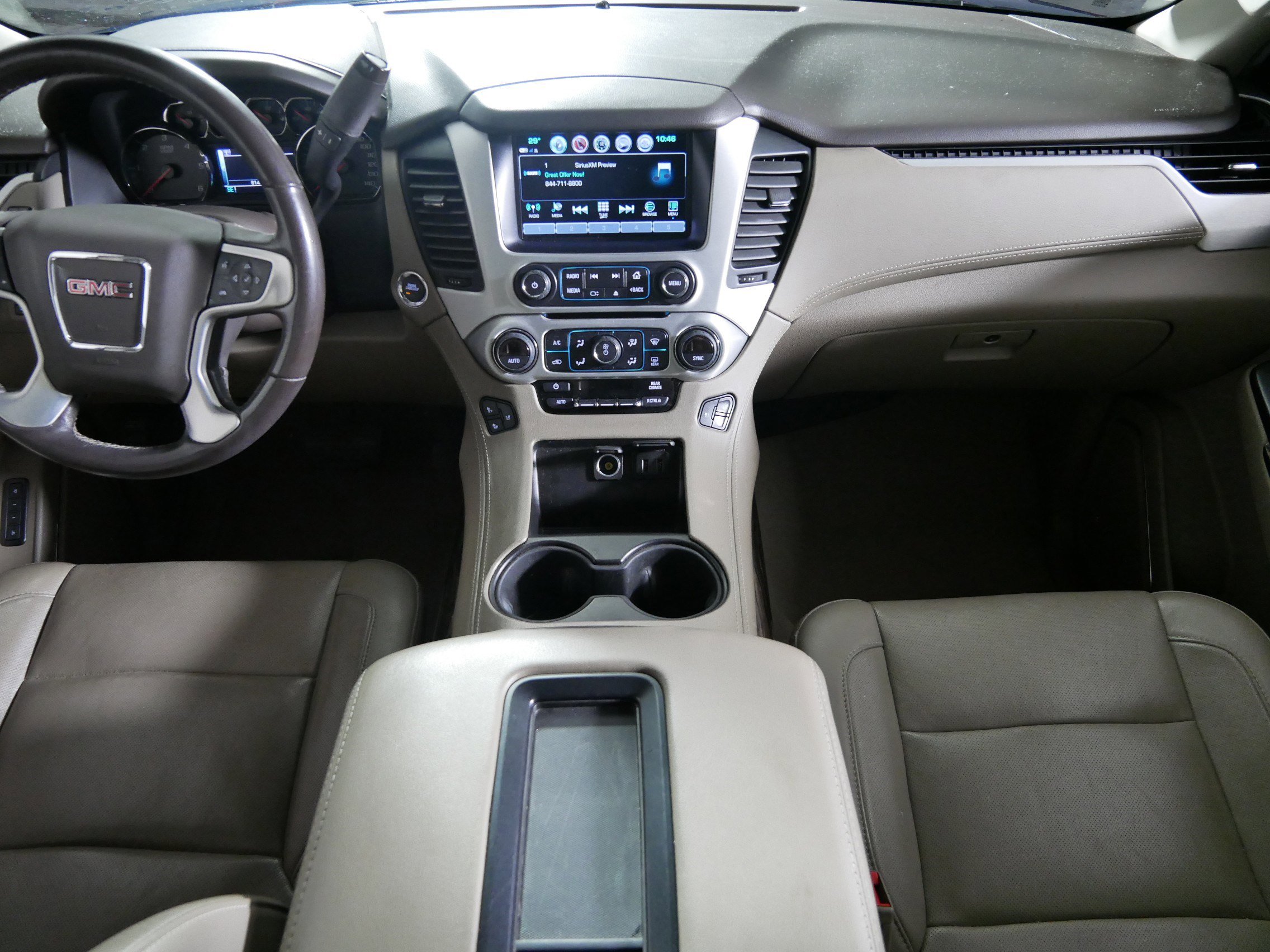 Used 2020 GMC Yukon XL SLT w/ Open Road Package image 10