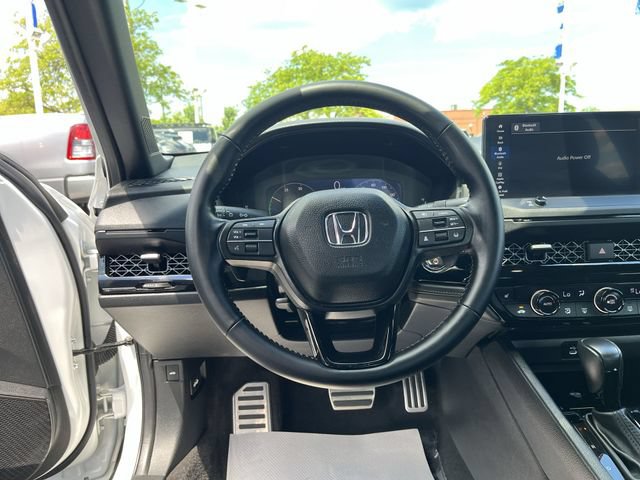 Used 2025 Honda Accord Sport image 13