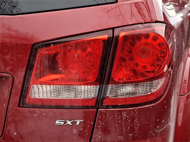 Used 2016 Dodge Journey SXT w/ Comfort/Convenience Group image 7