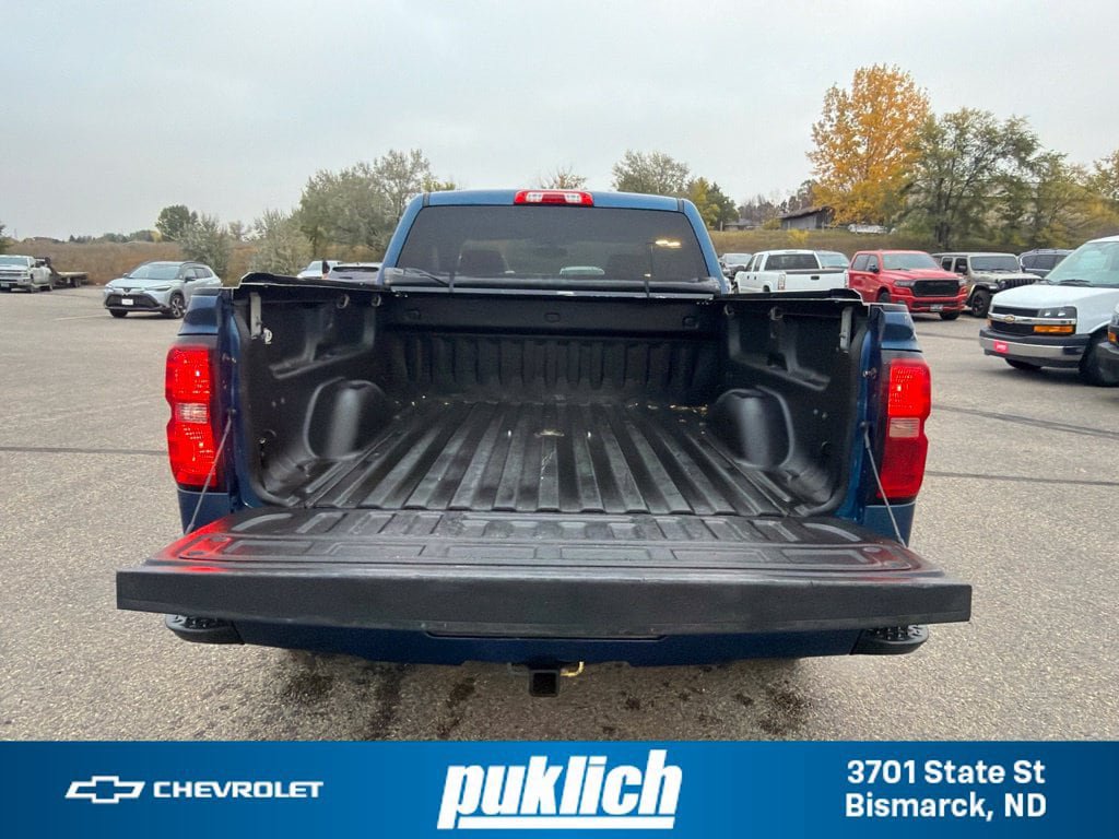 Used 2017 Chevrolet Silverado 1500 LT w/ All Star Edition AWD/4WD image 28