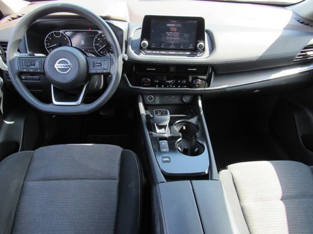 Certified 2021 Nissan Rogue SV image 16