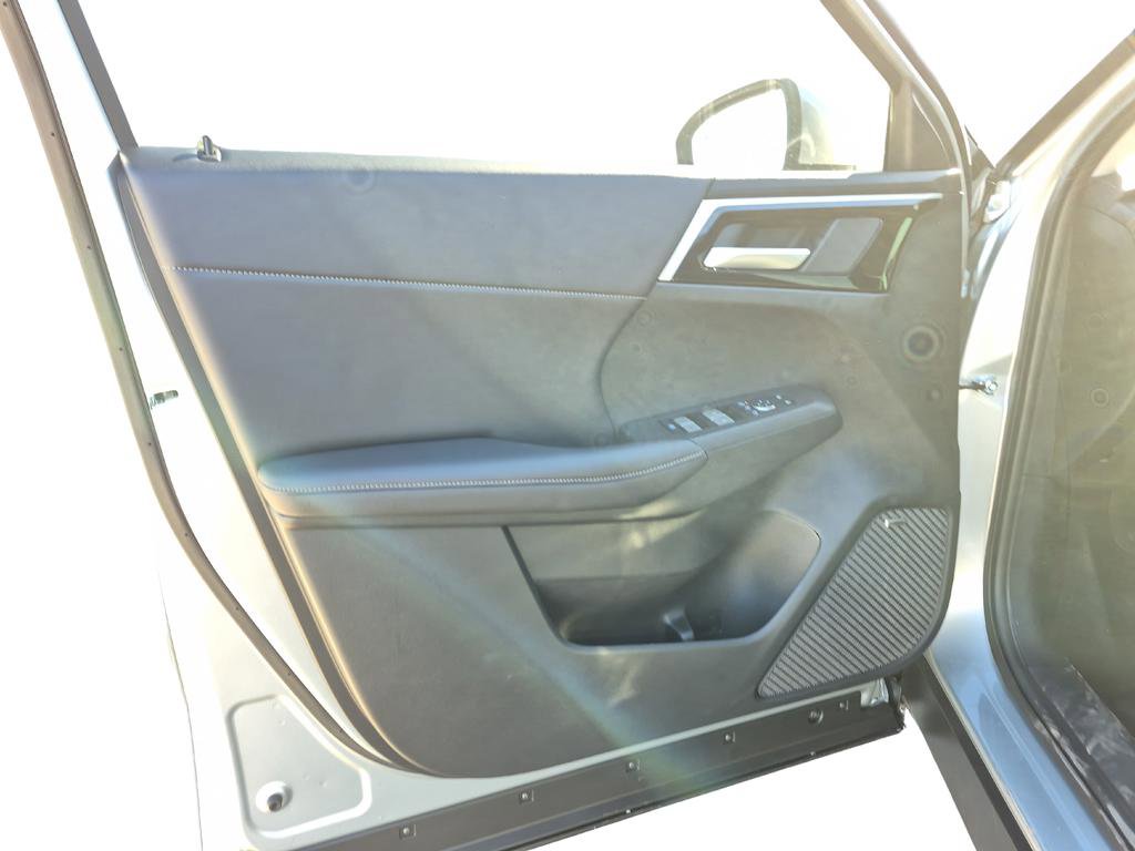 New 2026 Mitsubishi Outlander SE image 26